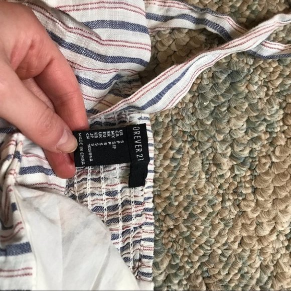 Forever 21 Striped Button Down Crop Top! - Picture 4 of 4